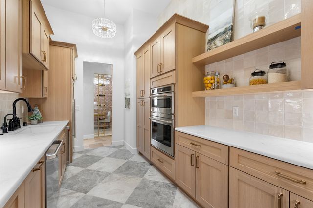 10300 Signal Avenue NE, Albuquerque, NM 87122