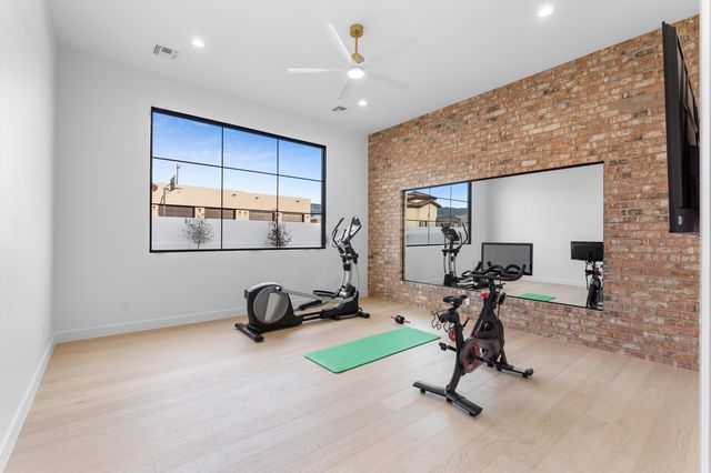 10300 Signal Avenue NE, Albuquerque, NM 87122