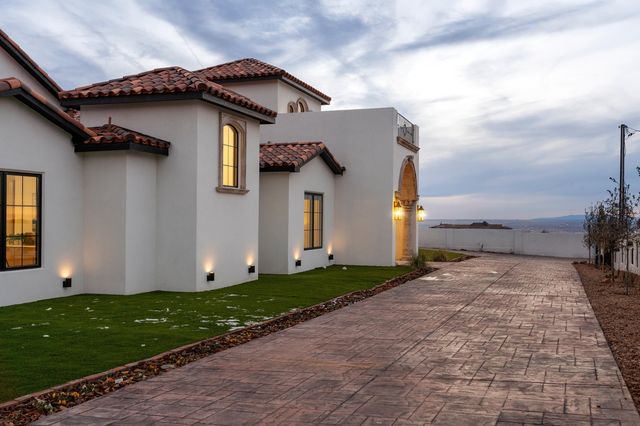 10300 Signal Avenue NE, Albuquerque, NM 87122