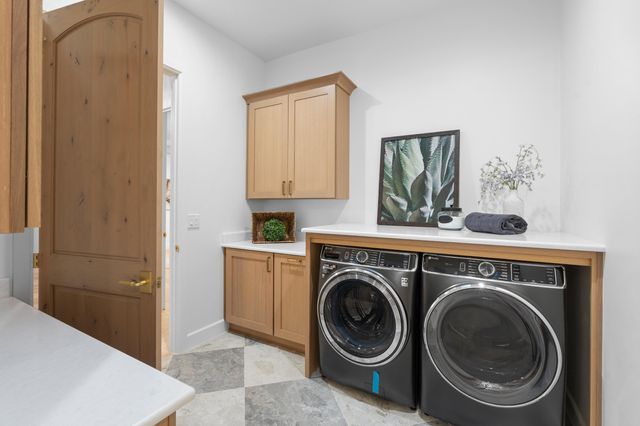 10300 Signal Avenue NE, Albuquerque, NM 87122