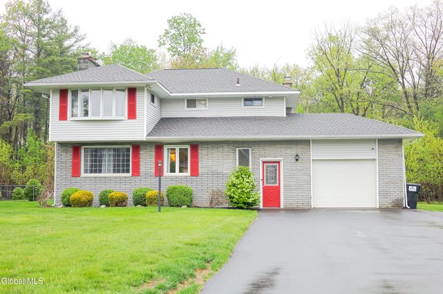 103 Steeple Way, Schenectady, NY 12306