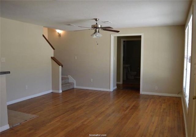 4309 Old College Road, Bryan, TX 77801