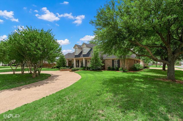 200 Colonel Burt Drive, Benton, LA 71006