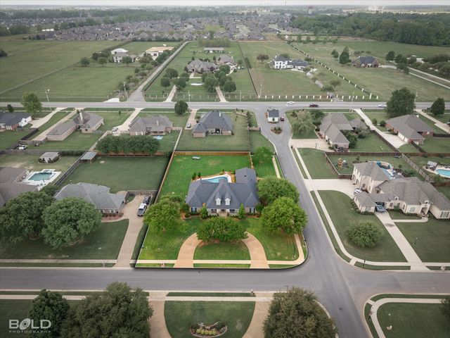 200 Colonel Burt Drive, Benton, LA 71006