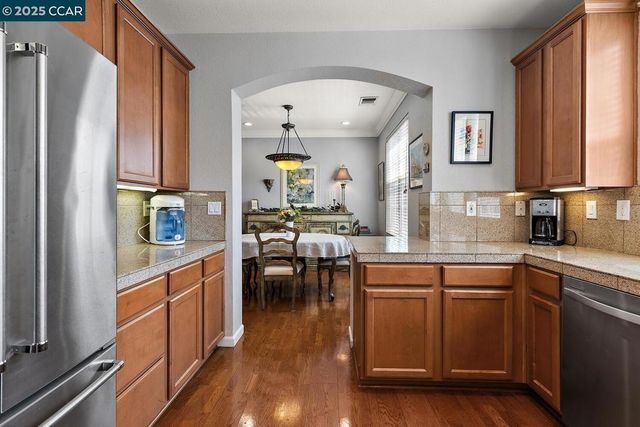 26 Warhol Way, Pleasant Hill, CA 94523
