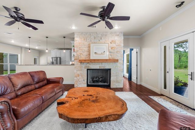 592 RS County Road 1151, Emory, TX 75440