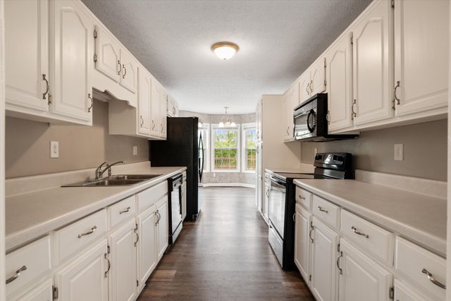 78 Angela Ln, Westmoreland, TN 37186
