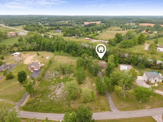 78 Angela Ln, Westmoreland, TN 37186
