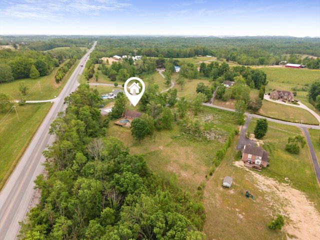 78 Angela Ln, Westmoreland, TN 37186