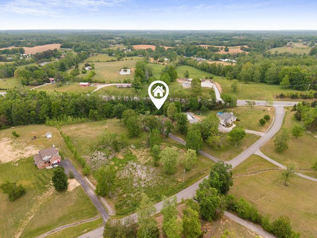 78 Angela Ln, Westmoreland, TN 37186