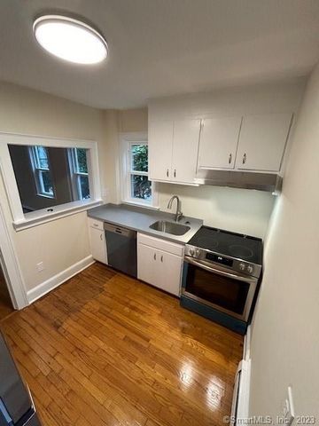 12 Trumbull Street 1, Stonington, CT 06378