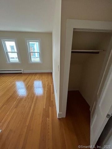 12 Trumbull Street 1, Stonington, CT 06378