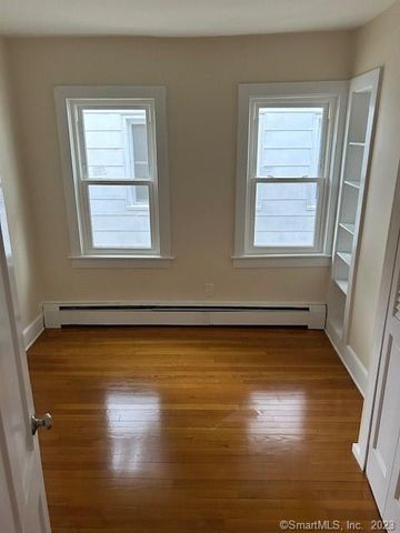 12 Trumbull Street 1, Stonington, CT 06378