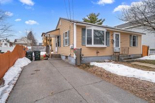 274 Blucher Street, Manchester, NH 03102