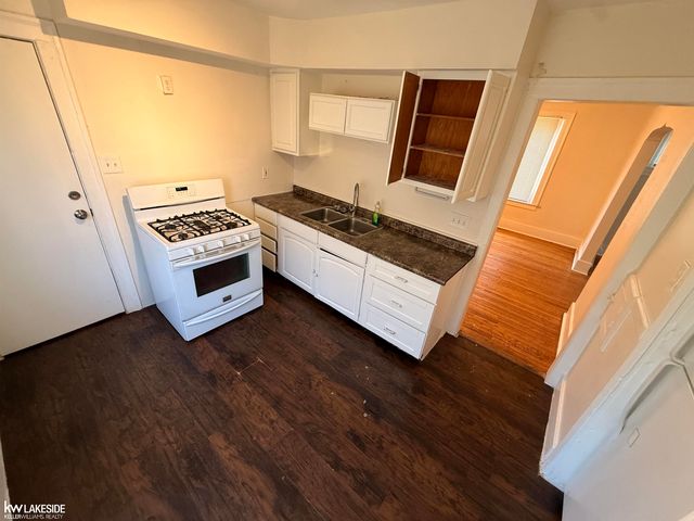 2301 La Belle Street, Detroit, MI 48238