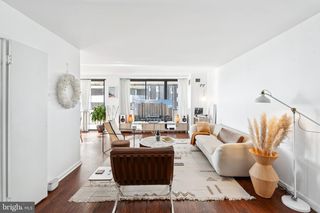 250 S REYNOLDS ST #703, Alexandria, VA 22304