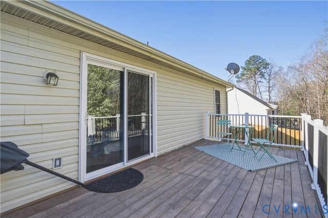 22922 Pheasant Ct, North Dinwiddie, VA 23803