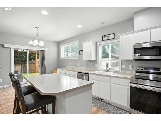 2137 N Q St, Washougal, WA 98671