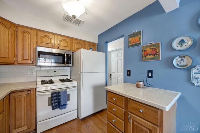 1320 Thurnridge Drive, Reading, OH 45215