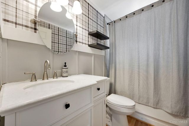 1320 Thurnridge Drive, Reading, OH 45215