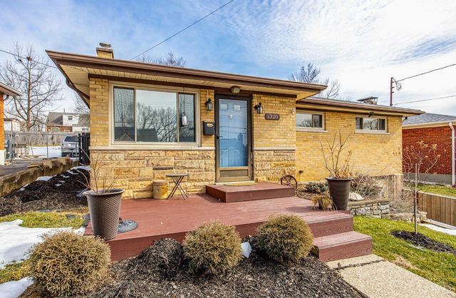 1320 Thurnridge Drive, Reading, OH 45215