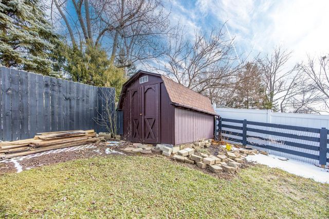 1320 Thurnridge Drive, Reading, OH 45215