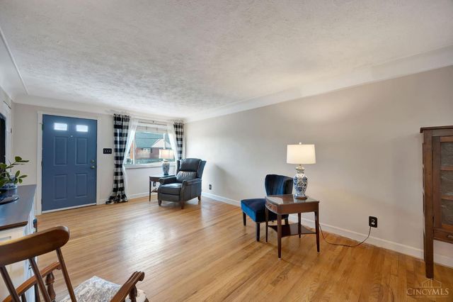 1320 Thurnridge Drive, Reading, OH 45215