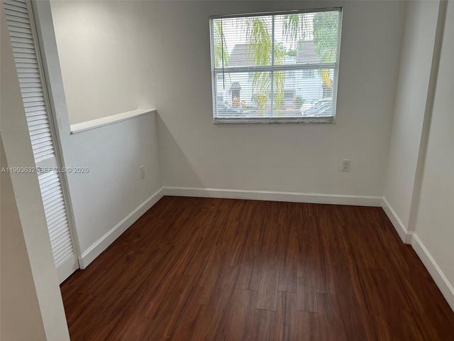 9763 NW 46th Ter 116, Doral, FL 33178