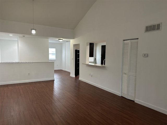 9763 NW 46th Ter 116, Doral, FL 33178