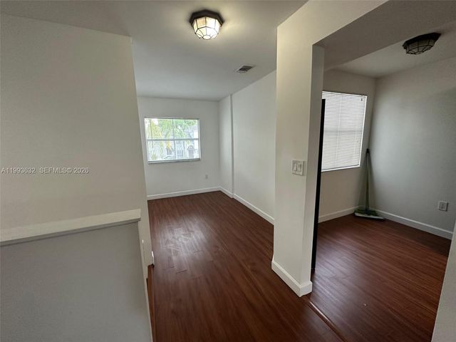 9763 NW 46th Ter 116, Doral, FL 33178