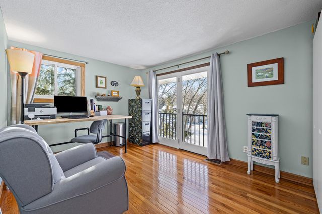 5690 136th Street Court, Apple Valley, MN 55124