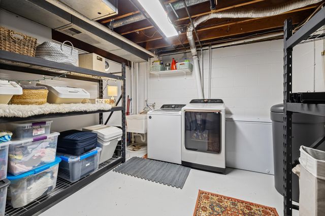 5690 136th Street Court, Apple Valley, MN 55124