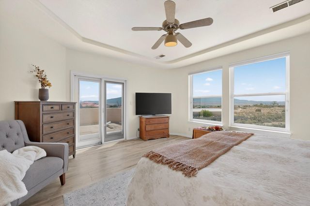 1731 Carson Road NE, Rio Rancho, NM 87144
