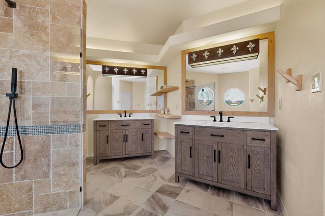 1731 Carson Road NE, Rio Rancho, NM 87144
