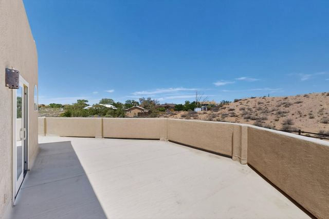 1731 Carson Road NE, Rio Rancho, NM 87144