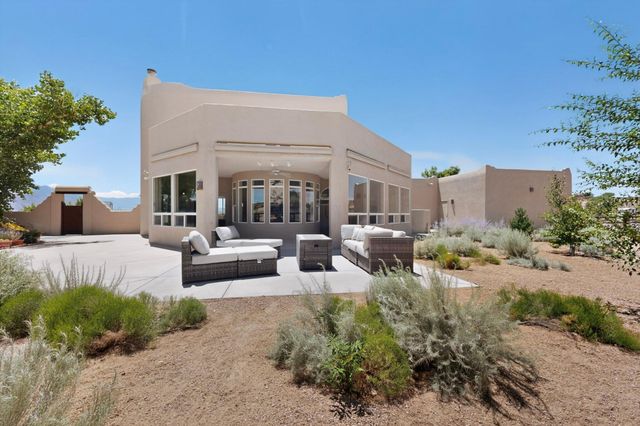 1731 Carson Road NE, Rio Rancho, NM 87144