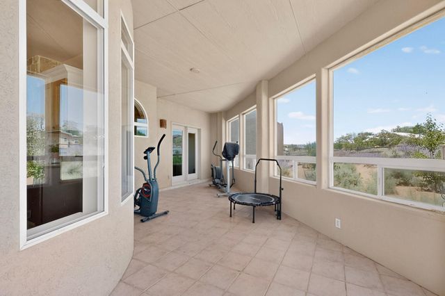 1731 Carson Road NE, Rio Rancho, NM 87144