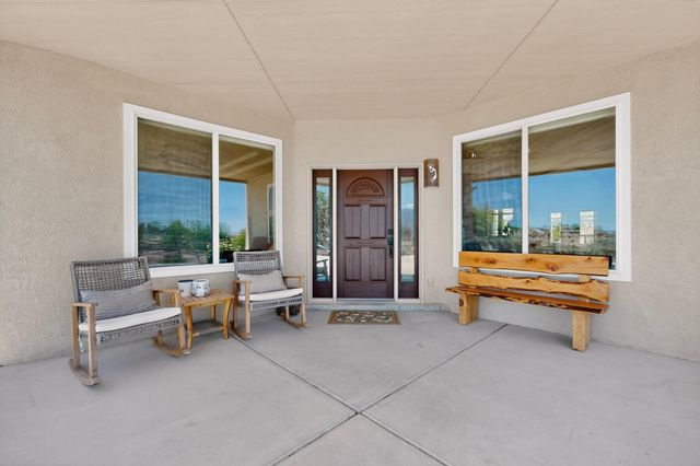 1731 Carson Road NE, Rio Rancho, NM 87144