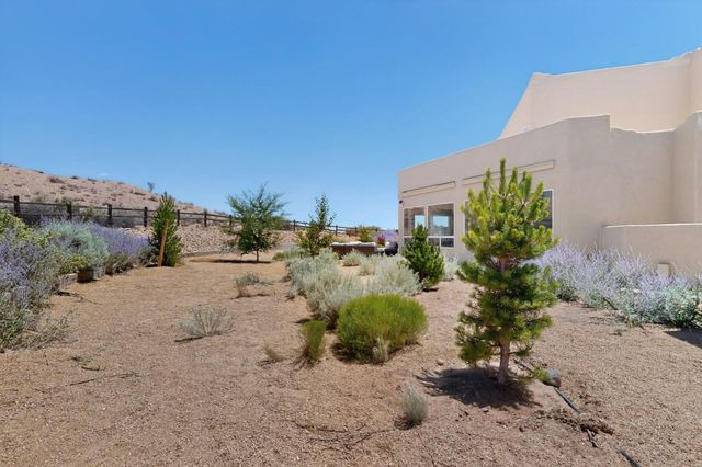 1731 Carson Road NE, Rio Rancho, NM 87144