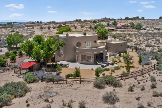 1731 Carson Road NE, Rio Rancho, NM 87144