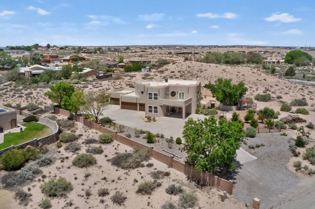 1731 Carson Road NE, Rio Rancho, NM 87144