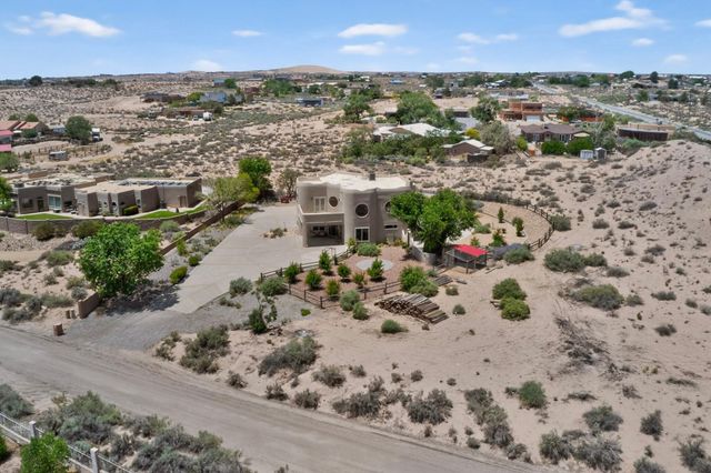 1731 Carson Road NE, Rio Rancho, NM 87144