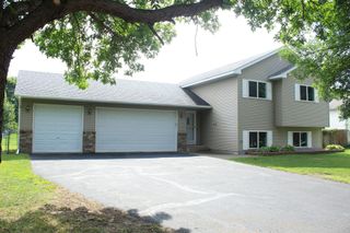 1432 Zachary Street S, Cambridge, MN 55008