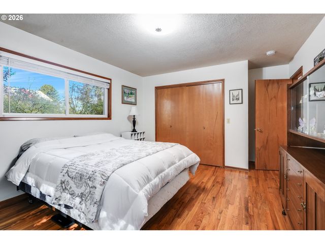 15920 Sw OBERST Ln, Sherwood, OR 97140