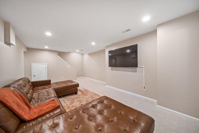 10526 Stoneham Drive, Powell, OH 43065