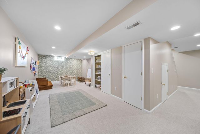 10526 Stoneham Drive, Powell, OH 43065