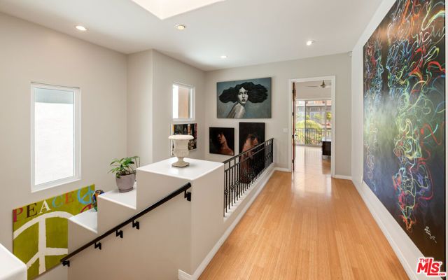 3705 Esplanade, Marina Del Rey, CA 90292