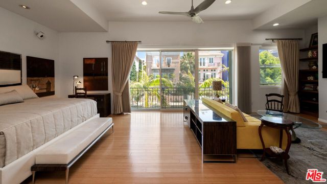 3705 Esplanade, Marina Del Rey, CA 90292