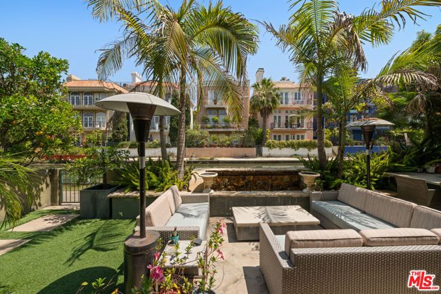 3705 Esplanade, Marina Del Rey, CA 90292