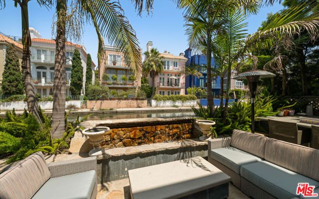 3705 Esplanade, Marina Del Rey, CA 90292